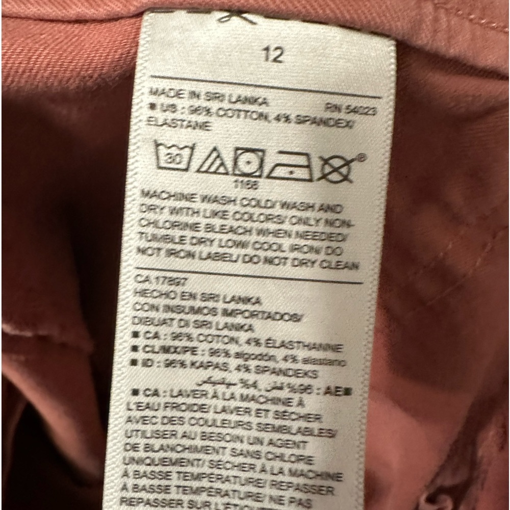 Old Navy Pixie Peach Ankle Length Pants - Picture 6 of 7